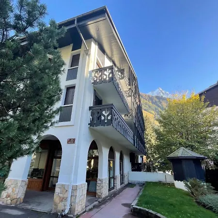 Le Triolet-5 By Interhome Chamonix